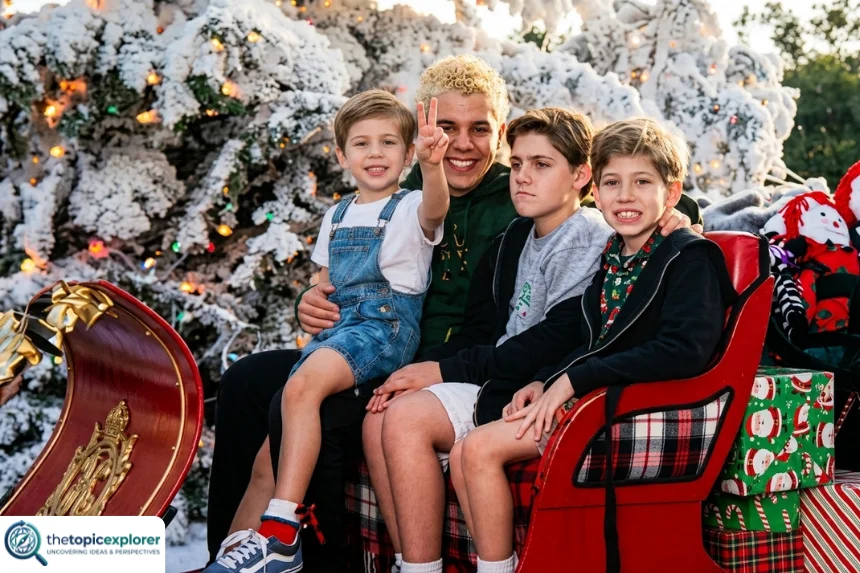 Dustin McCurdy’s Siblings